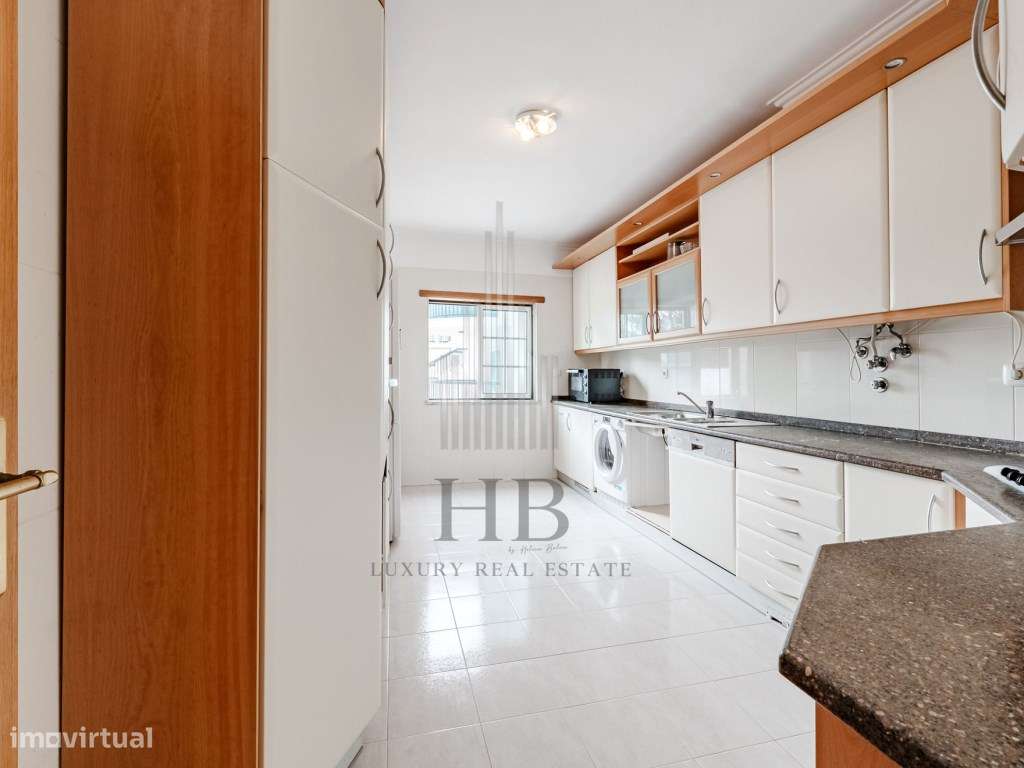 Apartamento T4 em Condomínio Privado com Piscina | Alcabideche | Ca...-7
