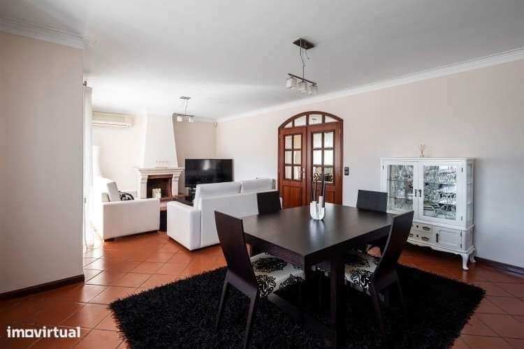 Moradia T4 - 4 frentes - Grande imagem: 4/32