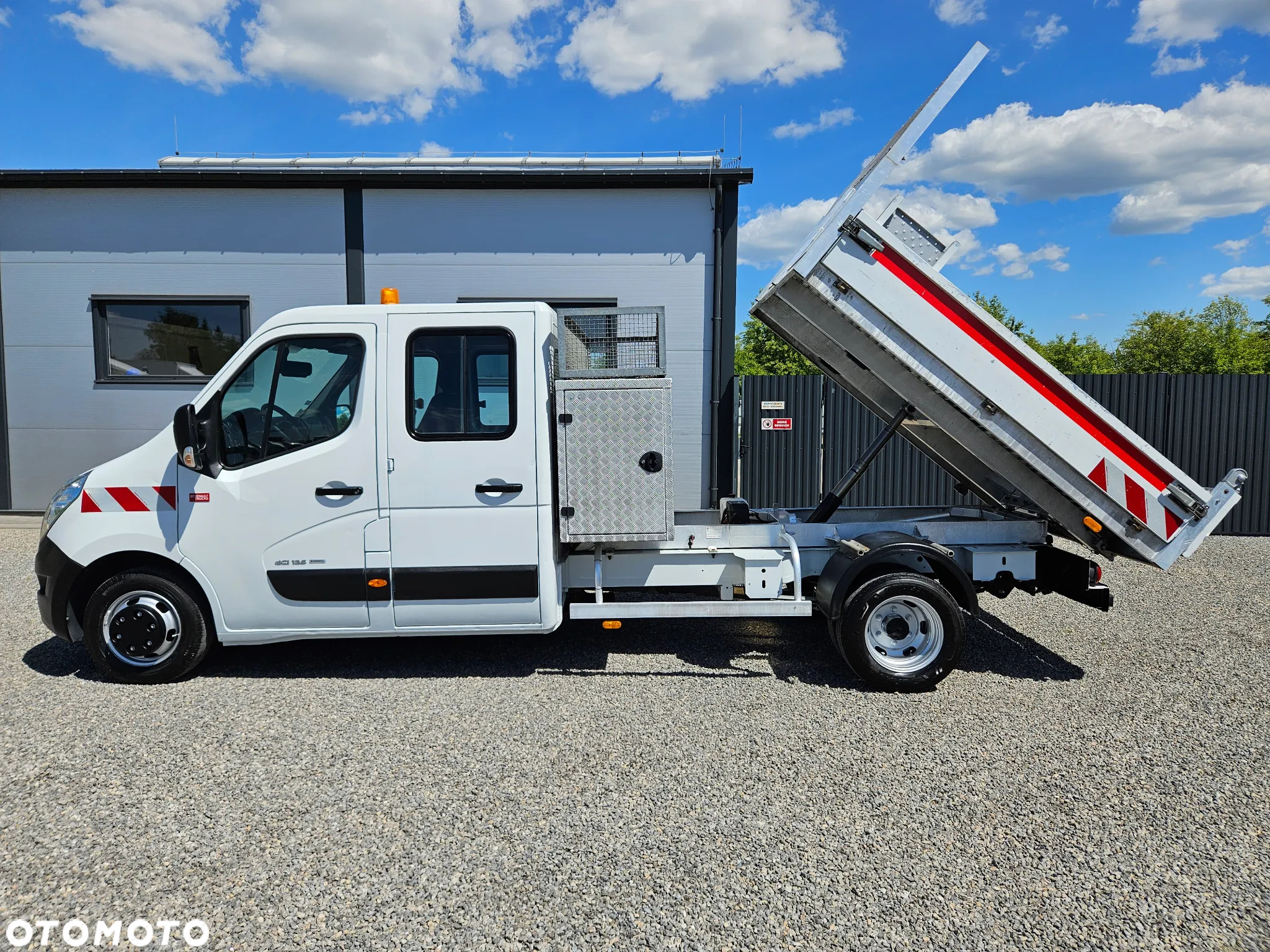 Renault Master 135 DCI / Brygadówka 6- osob / DOKA / Wywrotka / Kufer / HAK 3.5T / - 5