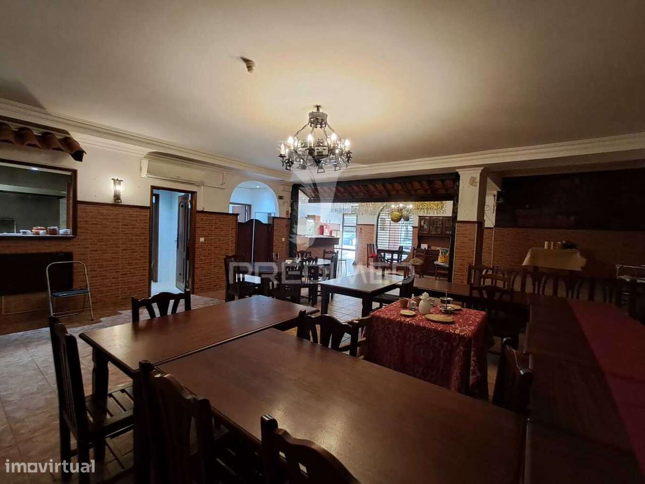 Loja comercial na Cova da Piedade - Grande imagem: 4/28