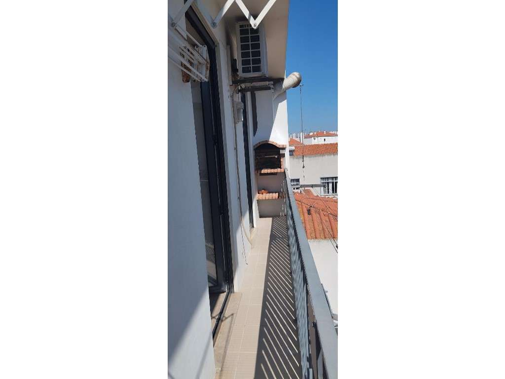 Apartamento T2 no Centro de Grândola-12