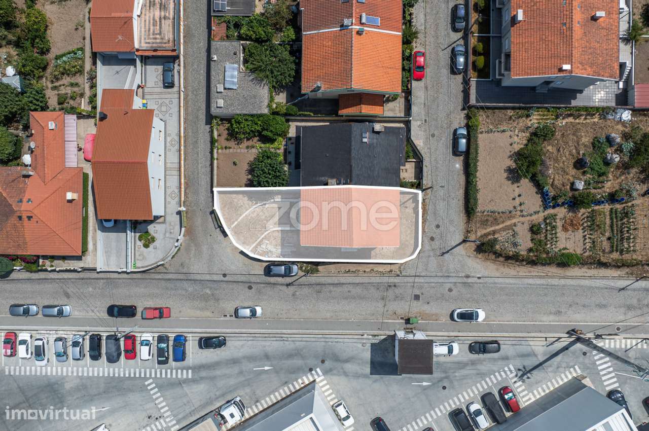 Terreno com Moradia em Construção T3 - Pedroso, Vila Nova de Gaia - Grande imagem: 2/24