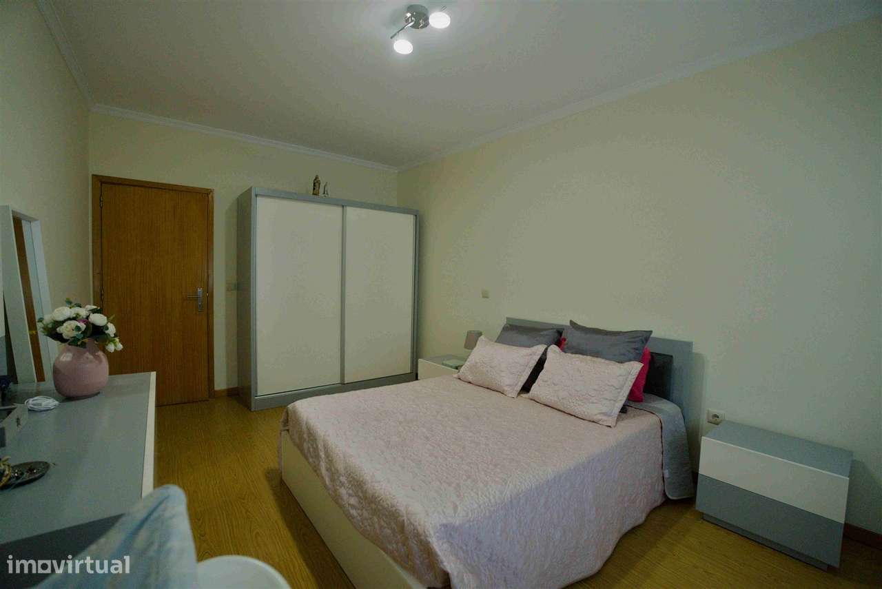Apartamento T2 Venda em Canelas,Penafiel-11