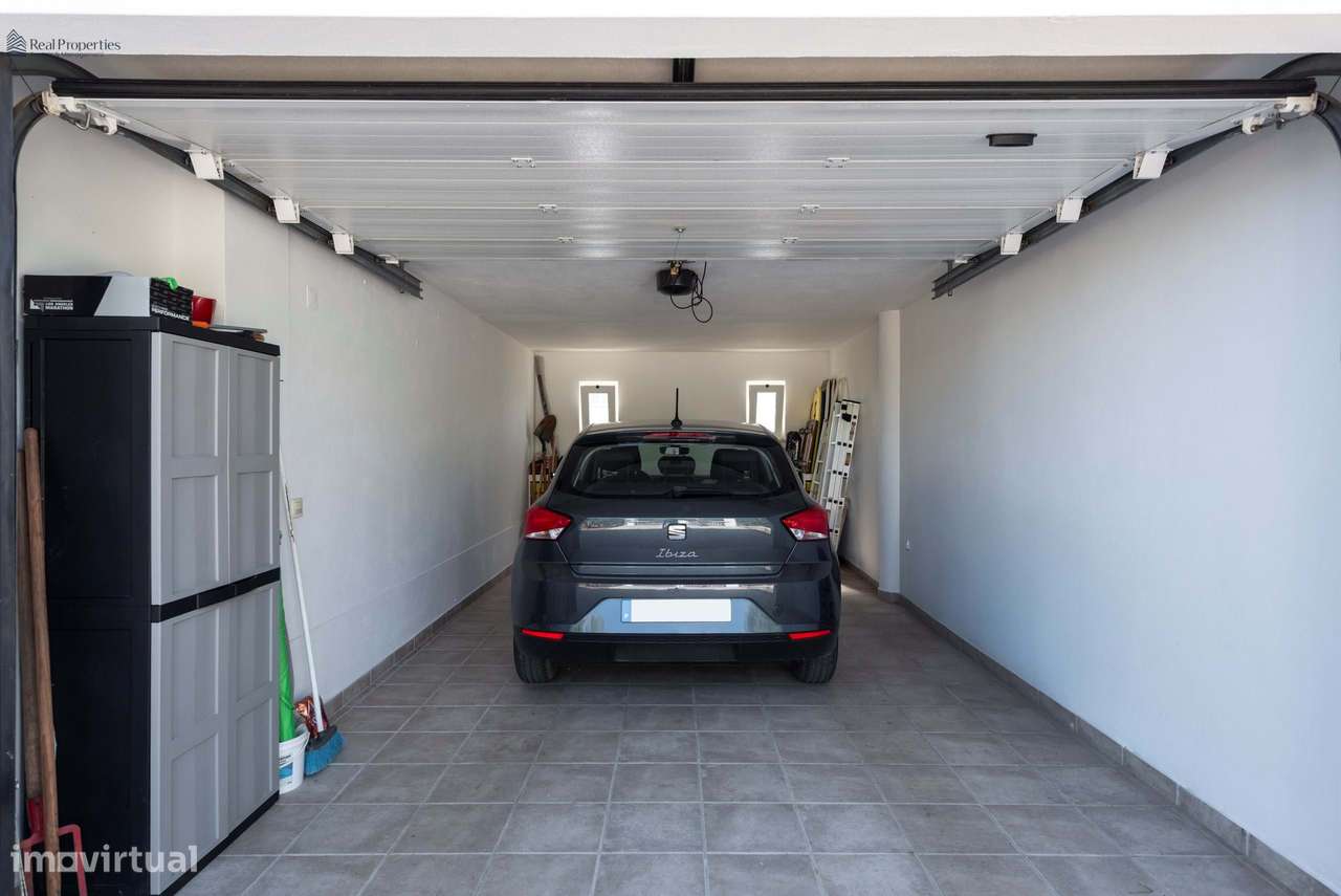 Moradia Térrea T4 Isolada em Albufeira – Um Refúgio de Luz, Conforto e-42