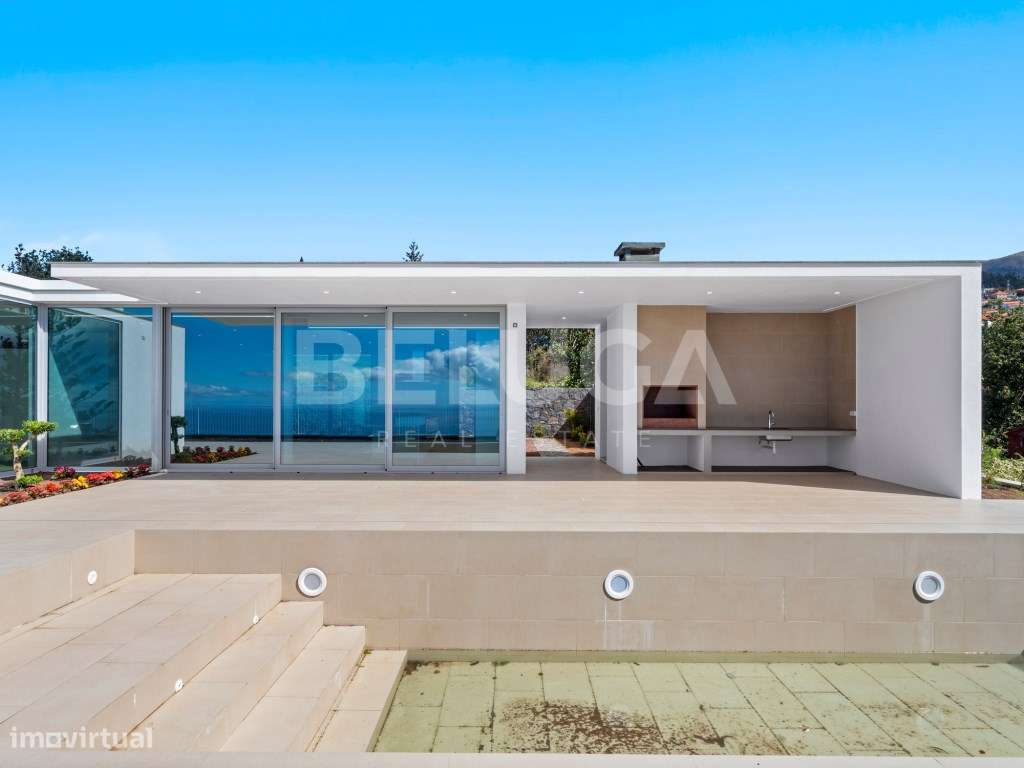 MORADIA T3+1 MINIMALISTA || ESTREITO DA CALHETA-5