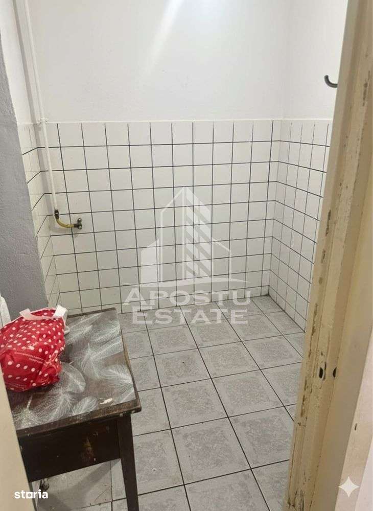 Apartamentul cu 2 camere, balcon, parter inalt, zona Sagului - Imagine principală: 4/6
