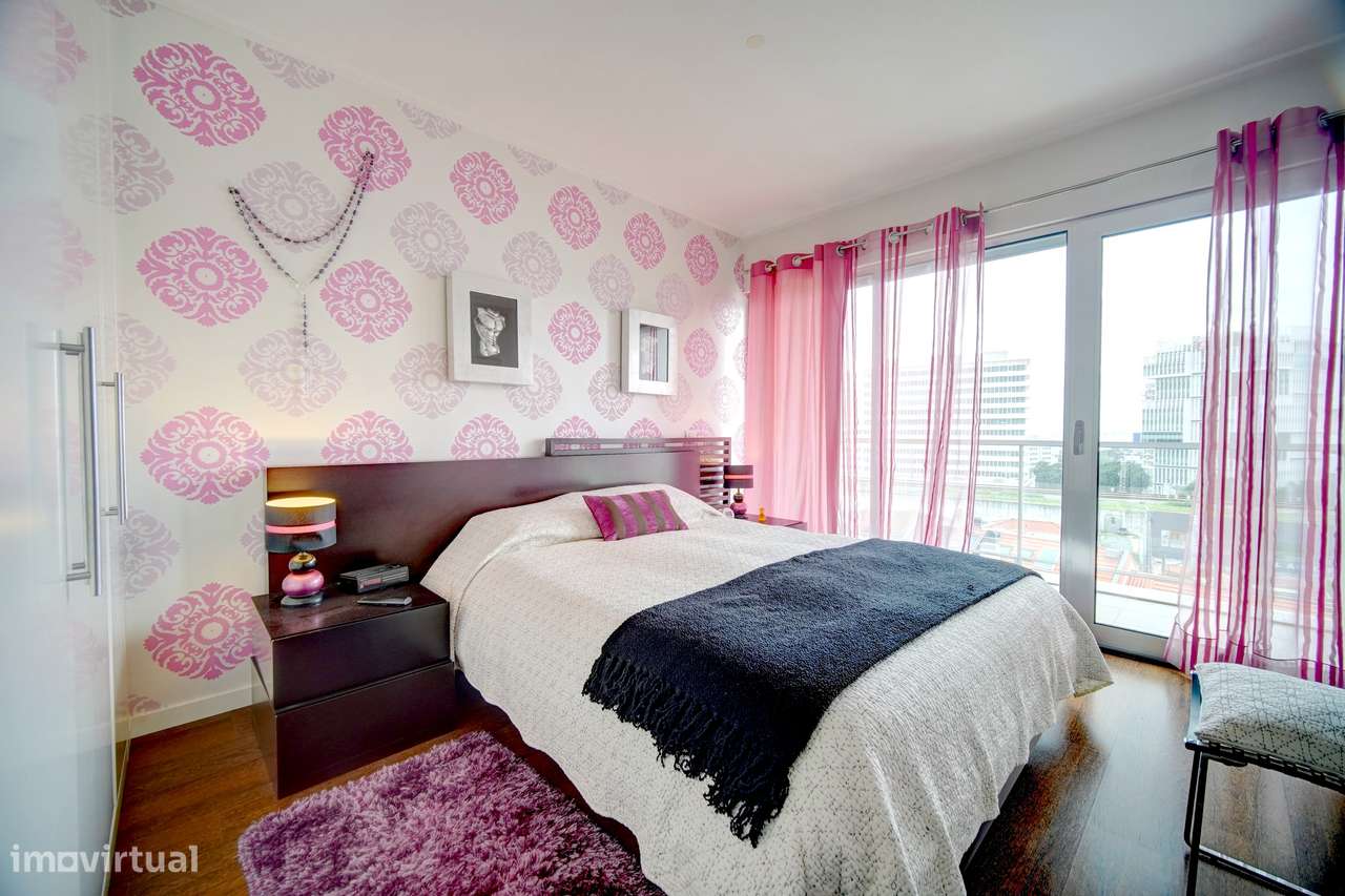 Apartamento em condomínio fechado com Vista Rio-14