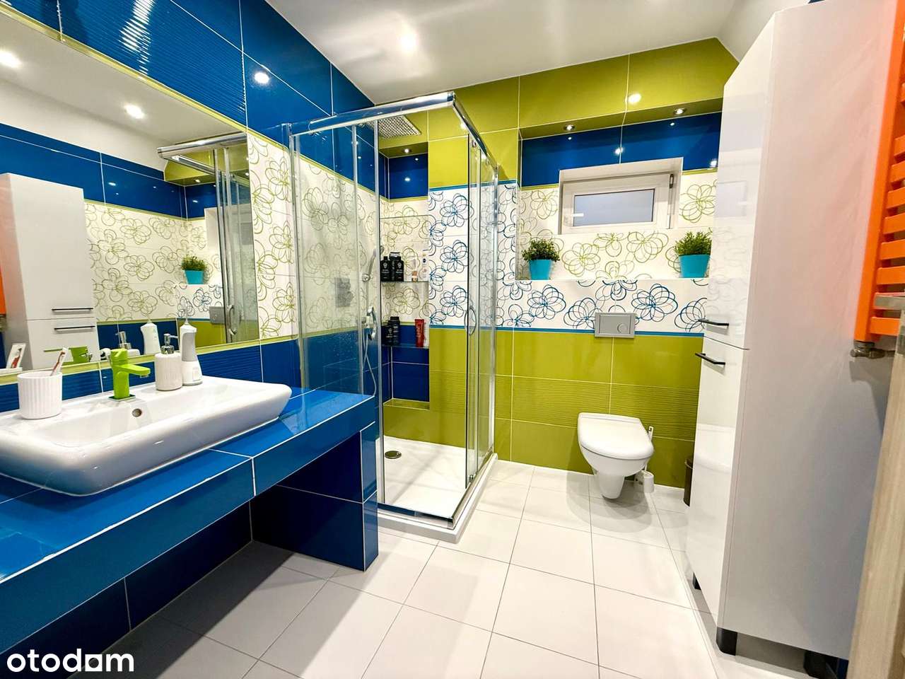 Duży dom do zamieszkania w Komarnie. Polecam-16