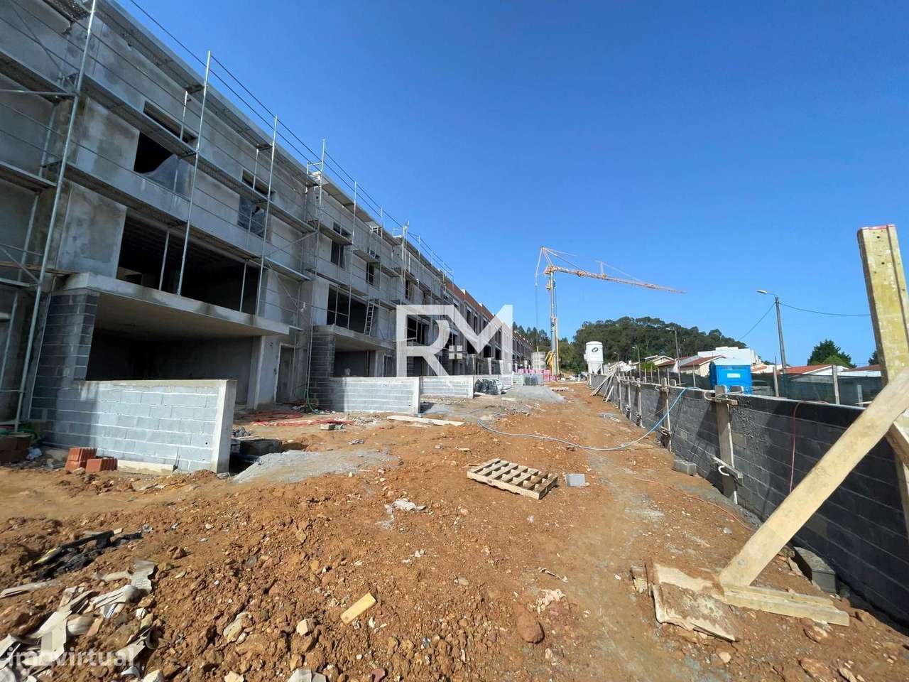NOVO EMPREENDIMENTO DE MORADIAS EM BANDA | VALONGO-8
