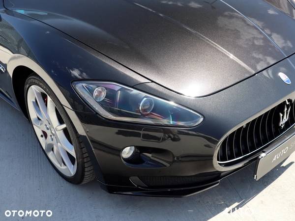 Maserati GranCabrio Sport - 12