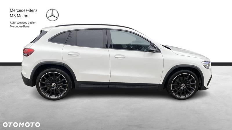 Mercedes-Benz GLA - 6