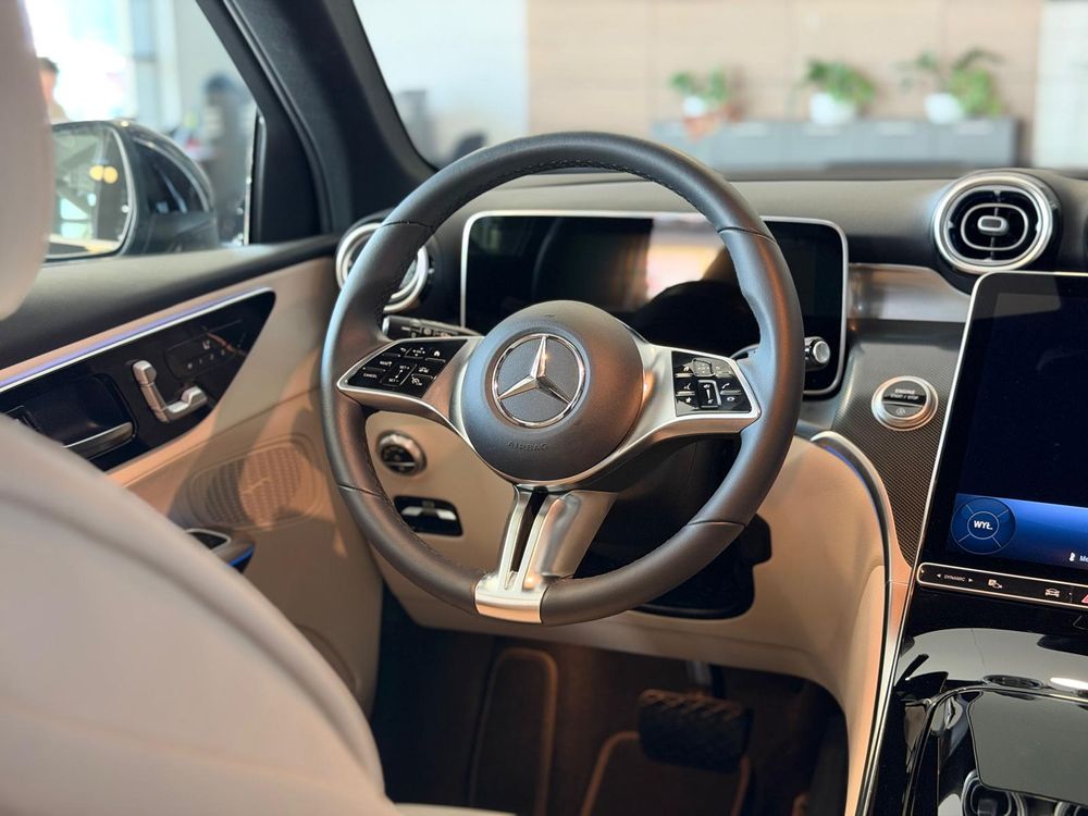 Mercedes-benz Glc 4MATIC Avantgarde Salon Polska FV23%