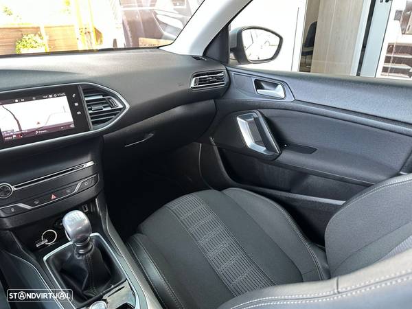 Peugeot 308 PureTech 110 Stop & Start Allure - 37