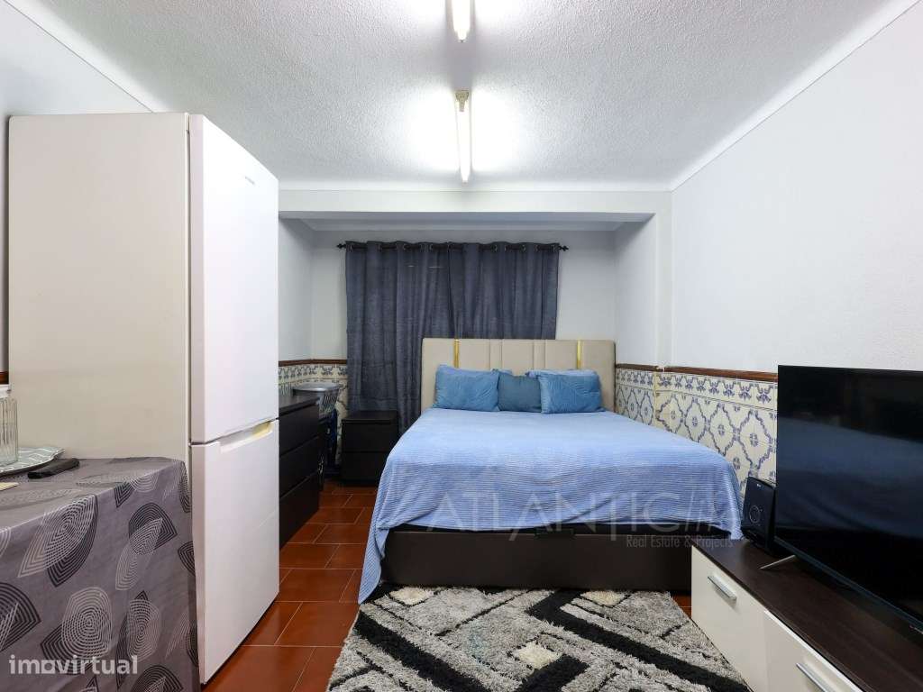 Moradia T6 em Monte Abraão-47