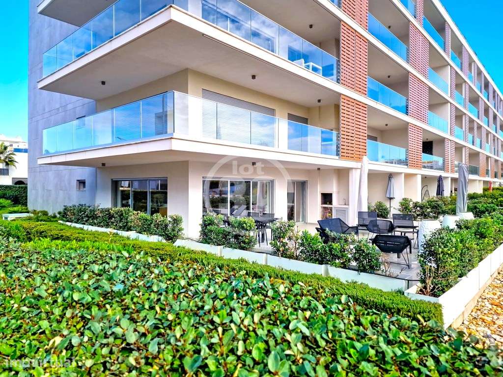 Fantástico apartamento com 3 quartos e inserido num bonito condomín...-39