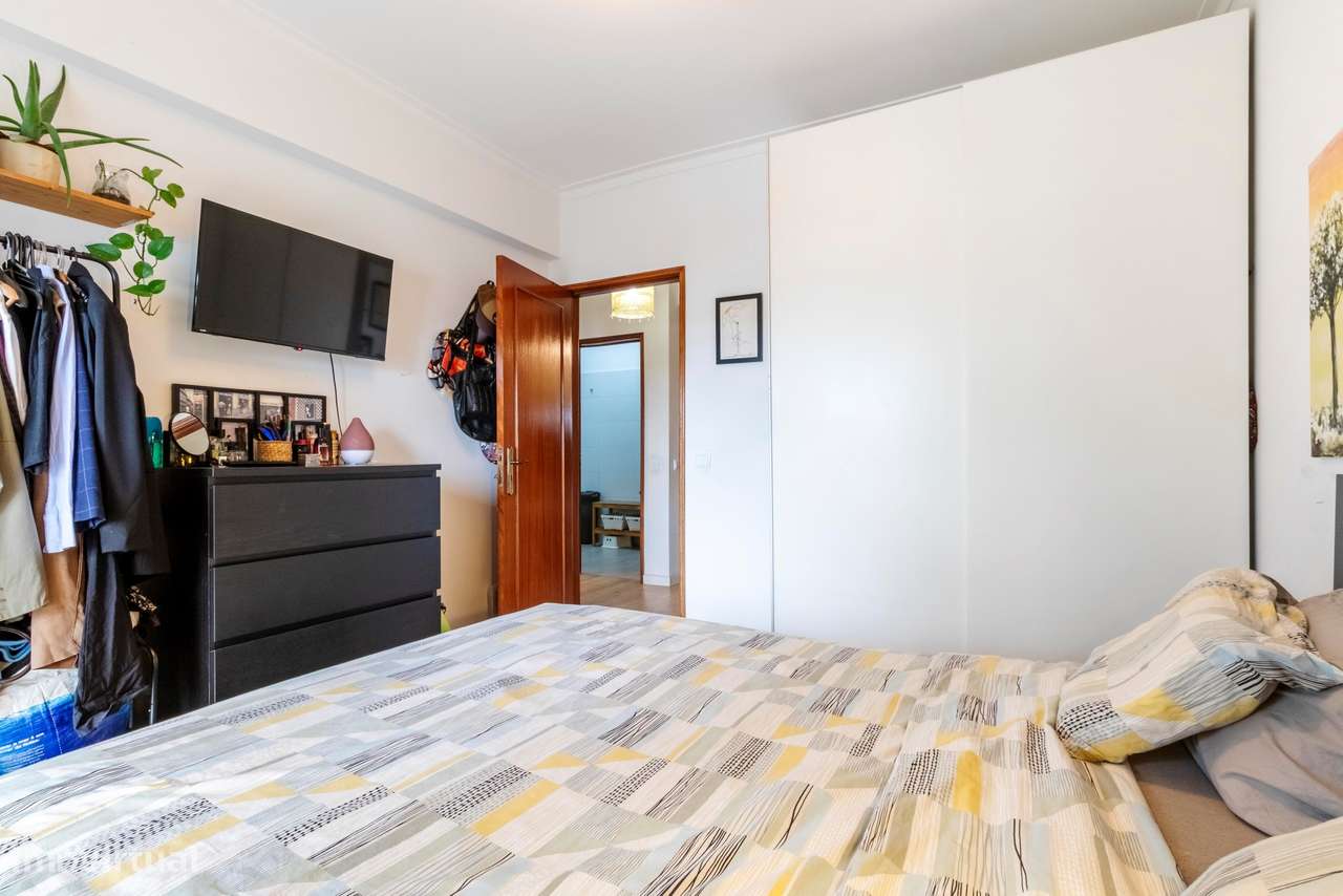 Apartamento T2 c/ 2 Wcs Totalmente Remodelado na Rinchoa, Sintra-28