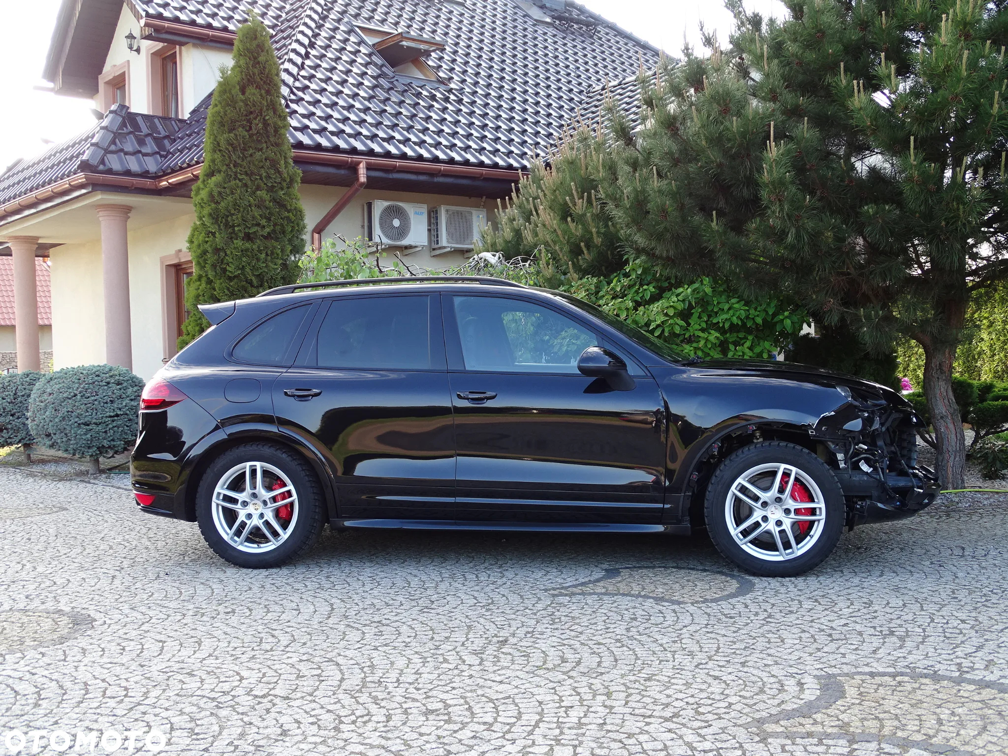 Porsche Cayenne - 25