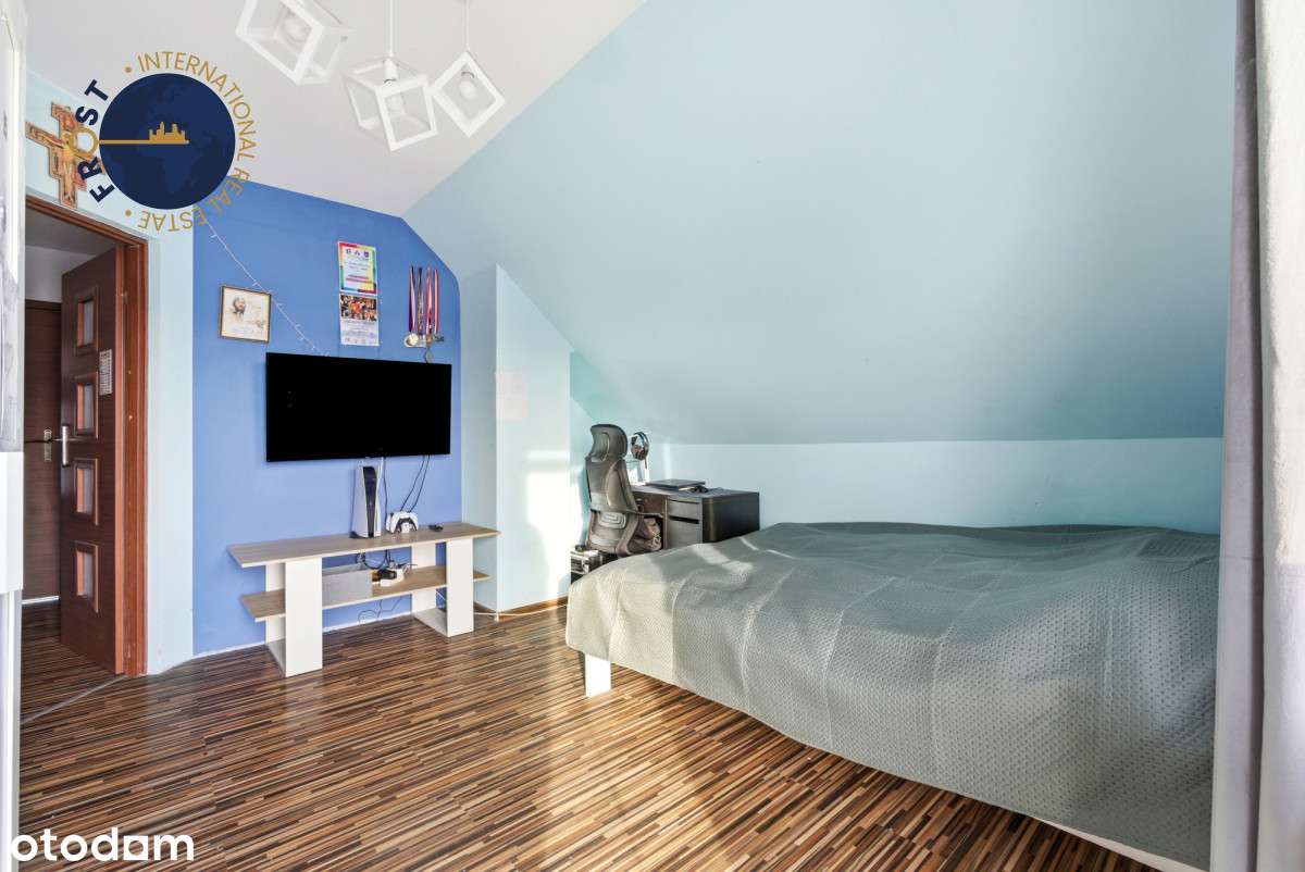 Dom na bardzo dużej działce obok jeziora i lasu-11