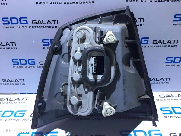 Tripla / Lampa / Stop Dreapta Opel Astra G Hatchback 1999 - 2004 Cod piesa : 13110930 - 4