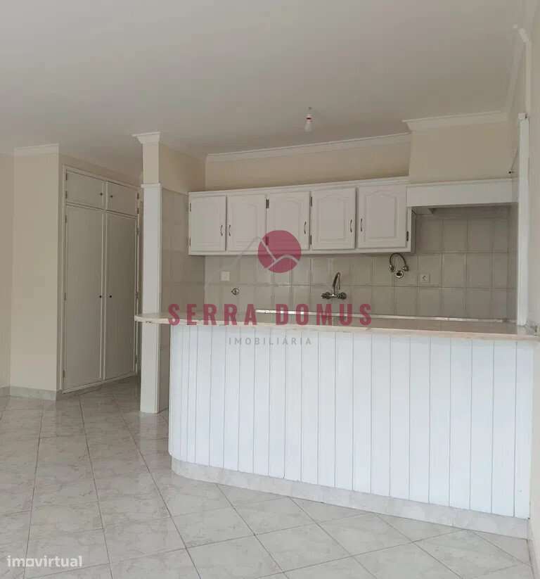 Apartamento T1  junto ao mar - Praia do Magoito com lugar de estaci...-10