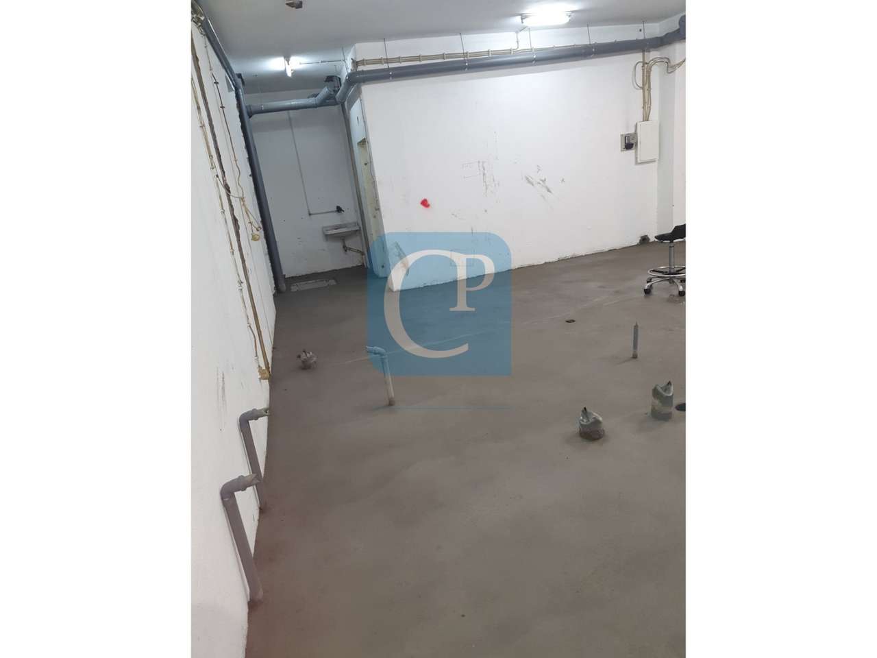 Armazém/arrumo no centro de Vila Nova de Famalicão - Grande imagem: 5/14