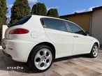 Alfa Romeo 147 - 11