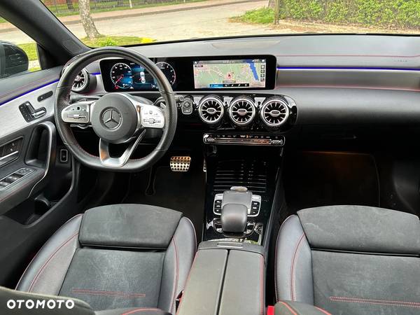 Mercedes-Benz CLA 200 AMG Line 7G-DCT - 16