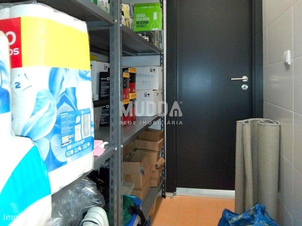 Espaço Comercial/Loja com 53m2-14