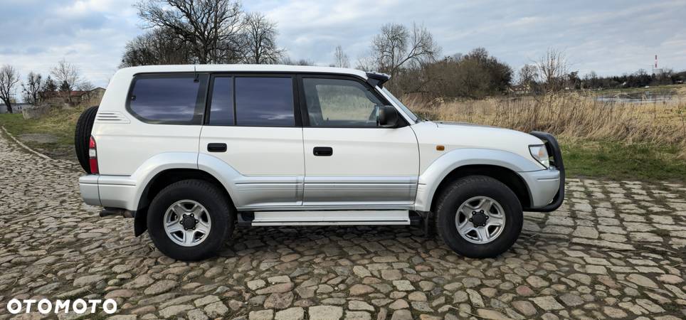 Toyota Land Cruiser Prado 90 3.0 TD - 6