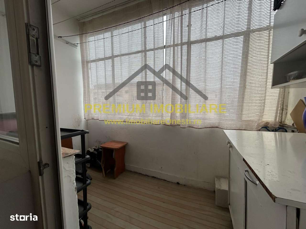 Apartament 2 camere semidecomandat – Etaj 3 – Balcon 7 mp-11