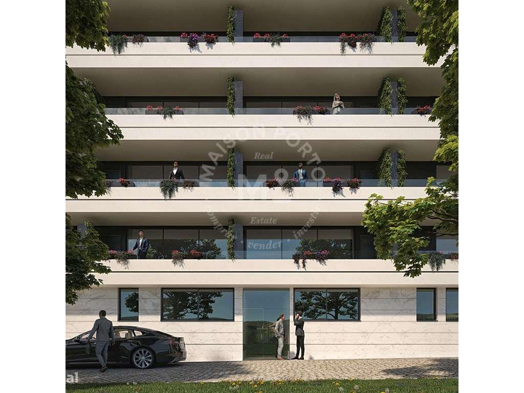 Apartamento T2 com Varanda e Lugar de Garagem em Leça da Palmeira, ...-18