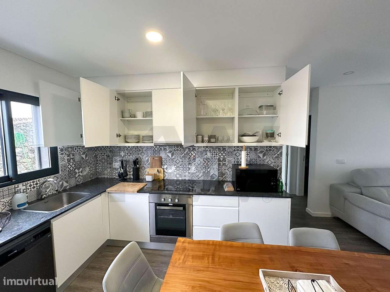 Apartamento T2 nas Capelas – Como Novo - Grande imagem: 3/16