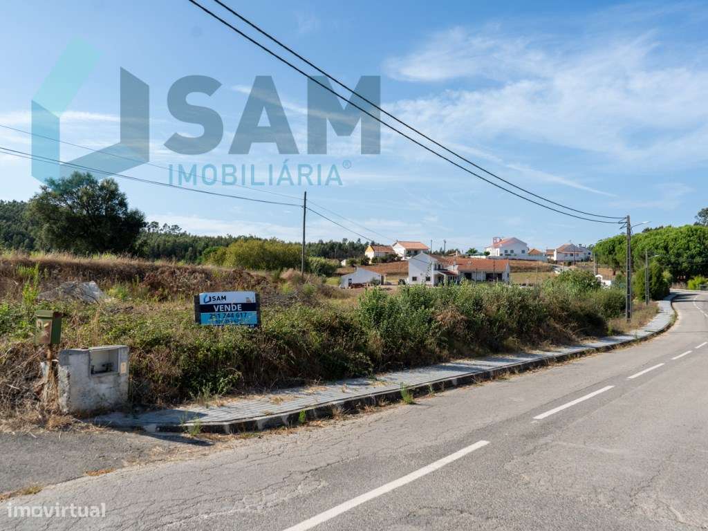 Moradia Térrea para Restauro | Terreno de malha urbana com 9.004 m²-38