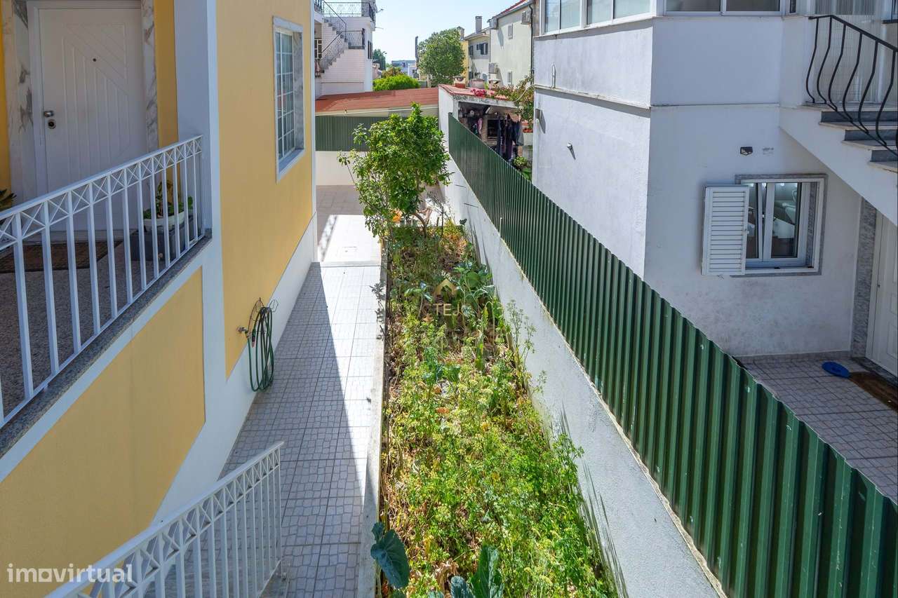 Fantastica Moradia T6 São João da Talha-32