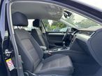 VW Passat Variant 1.6 TDI Confortline - 29