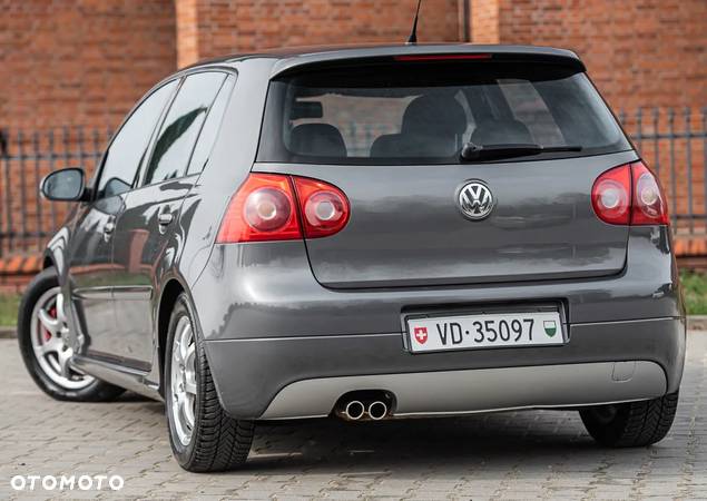 Volkswagen Golf - 8