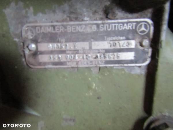 Mercedes-Benz 813 - 9