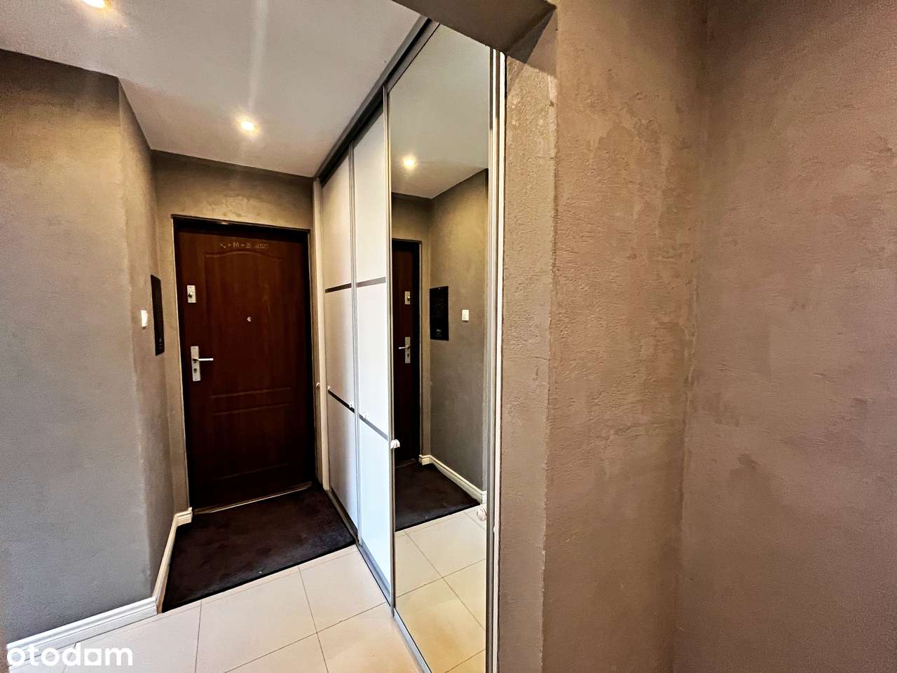 2 pokojowe mieszkanie z balkonem i klimatyzacją -ul. Śmigłego Rydza 36-10