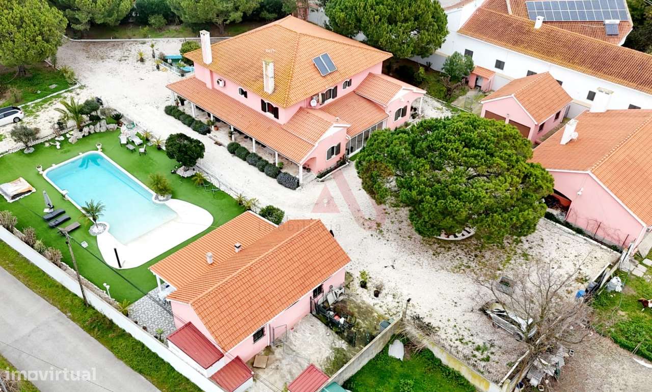 Quinta com duas habitações no Porto Alto, Samora Correia - Grande imagem: 4/52