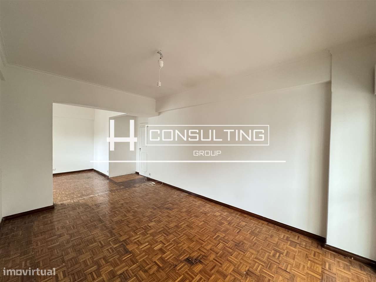 Apartamento T3 Venda em Mina de Água,Amadora-18