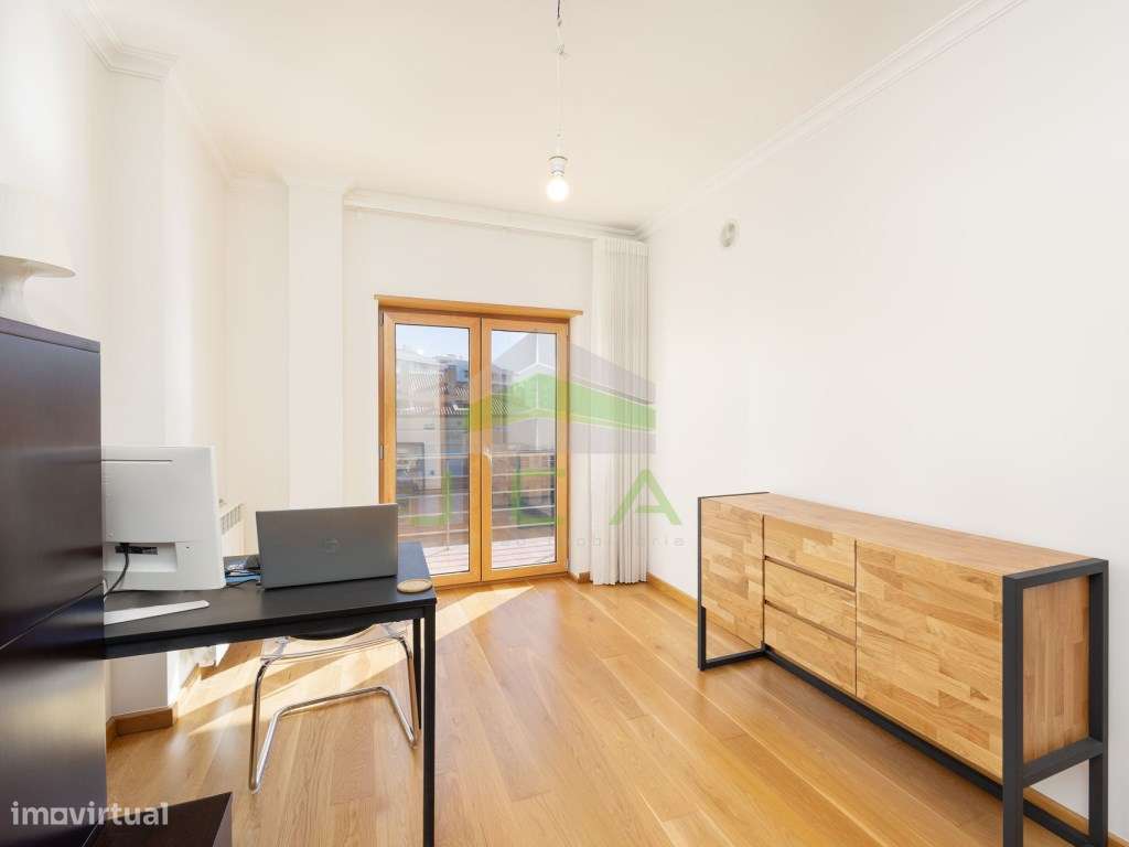 Apartamento T4 no condomínio fechado 'Gardens Prestige'-18