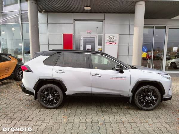 Toyota RAV4 - 12