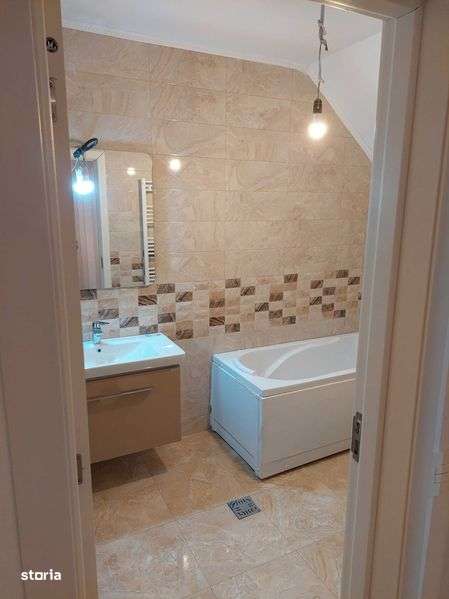 OFERTA!  Casa de vanzare cu vedere la lac! - Imagine principală: 5/6