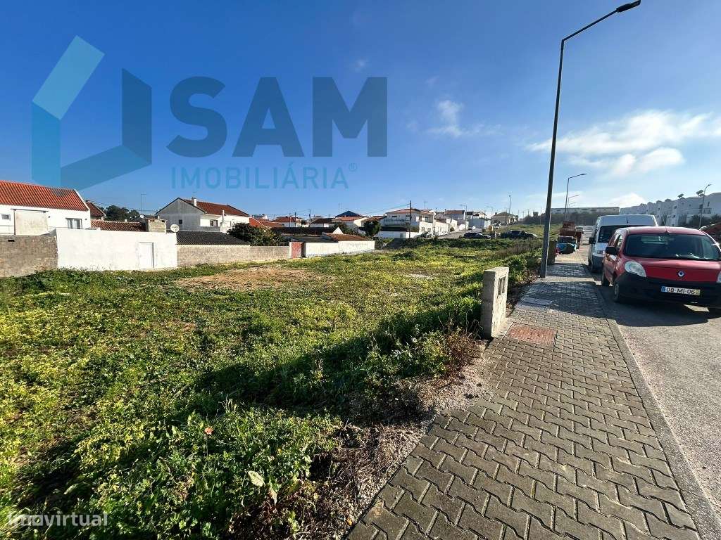 5 lotes de terreno em urbanização - Grande imagem: 2/4