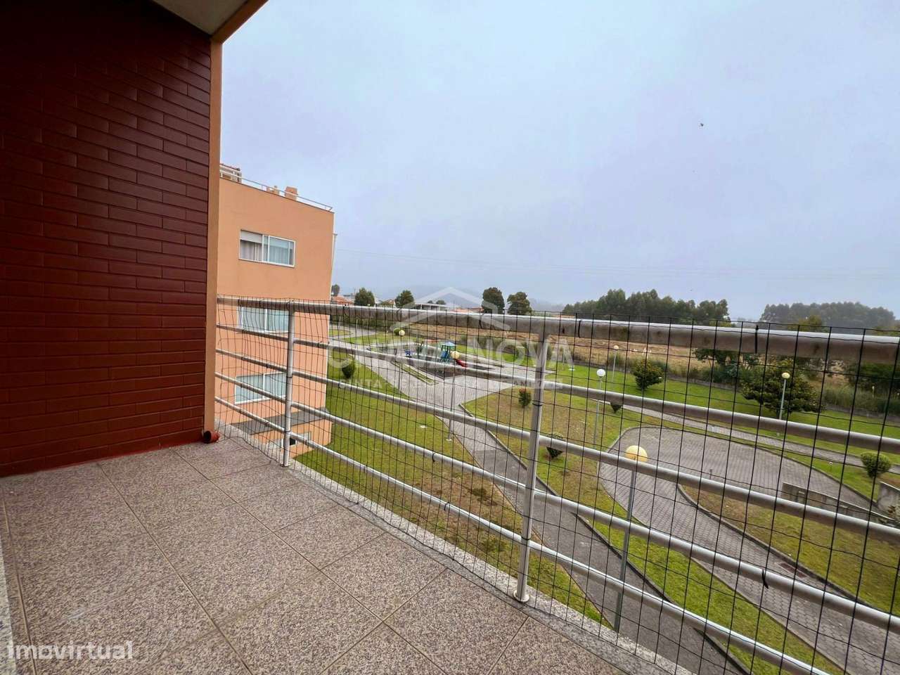 T2 c/ Lugar de Garagem em Canelas (Edifício Prestige) - Grande imagem: 5/23