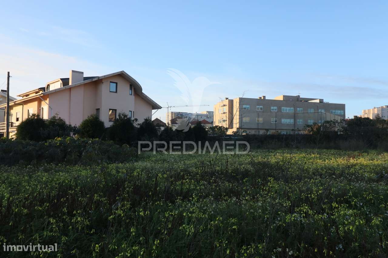 Terreno 3.100 m² em Valadares  ( centro)   Vila Nova de Gaia-2