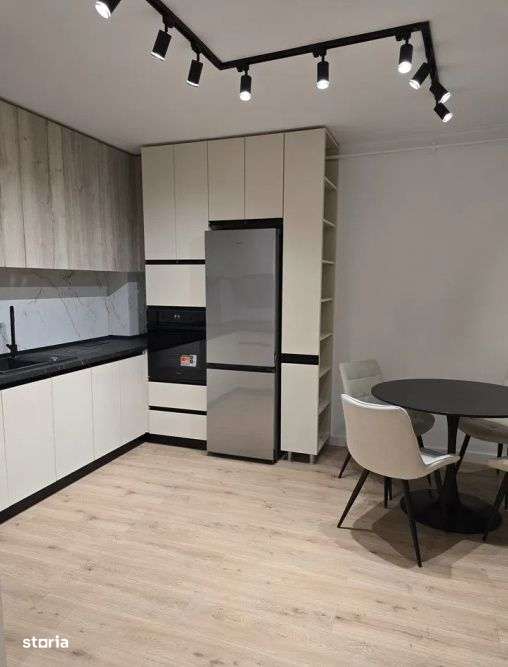 Apartament cu 2 camere, 45 mp, balcon, zona Eroilor - Imagine principală: 4/13