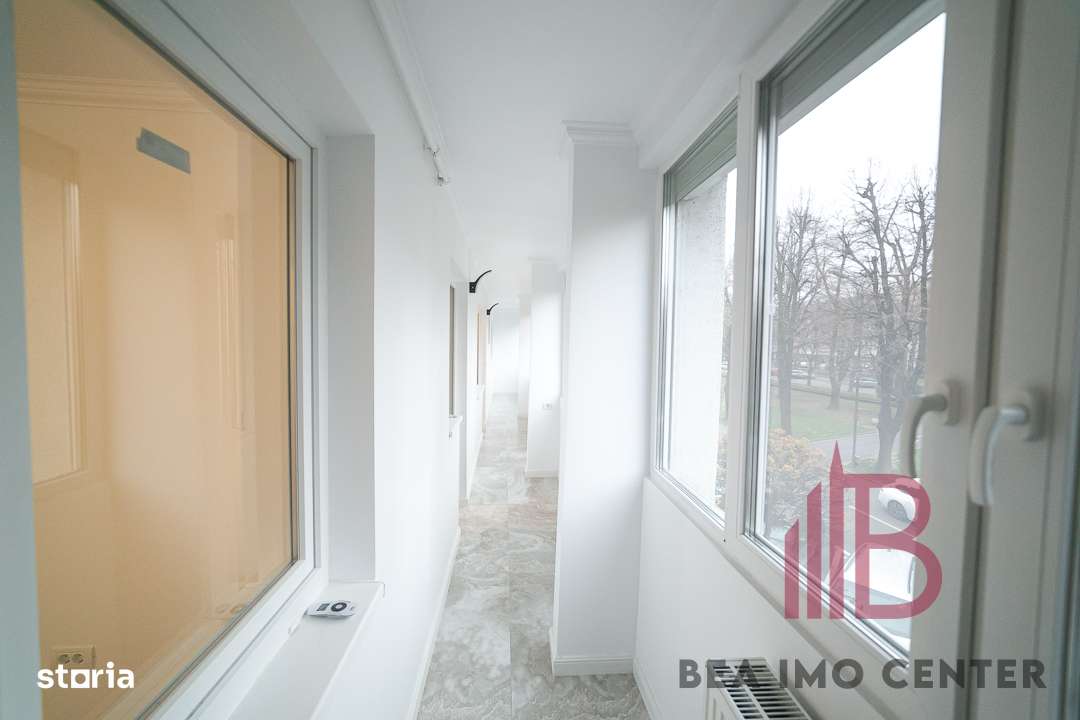 Apartament 3 camere , renovat complet, etaj 1, B-dul Revoluției-10