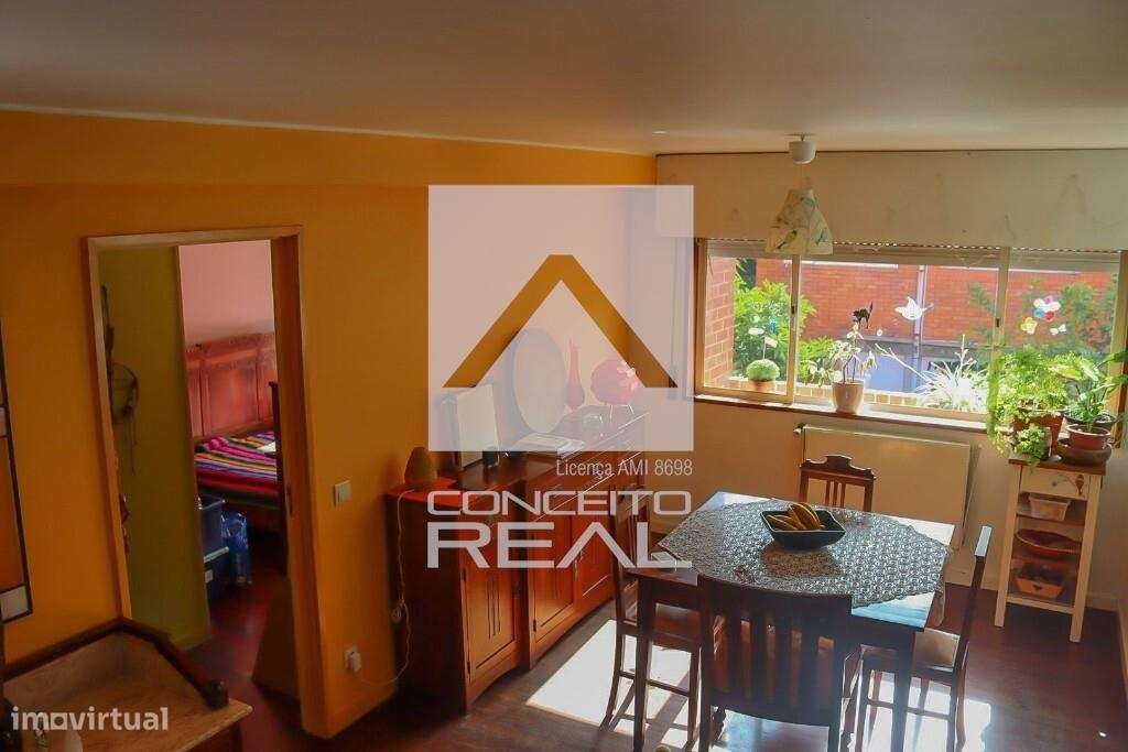 Apartamento T4 Duplex - Cooperativa dos Arquitectos-21