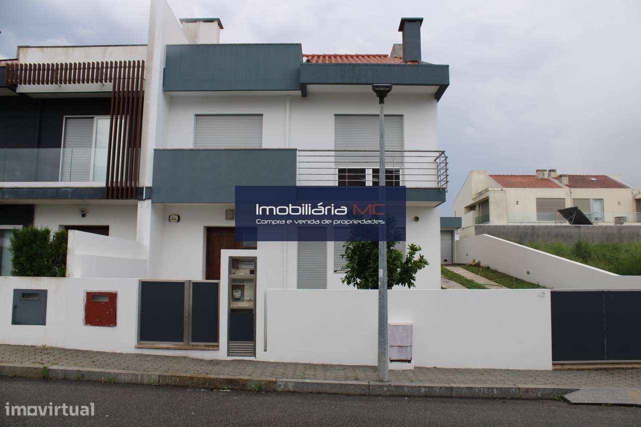 Moradia T3 em Perosinho-39